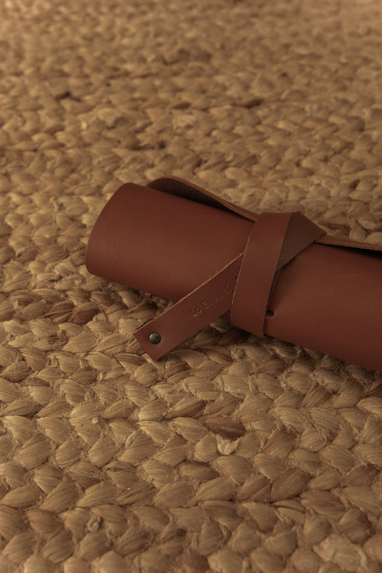 Seamless Leather Roll